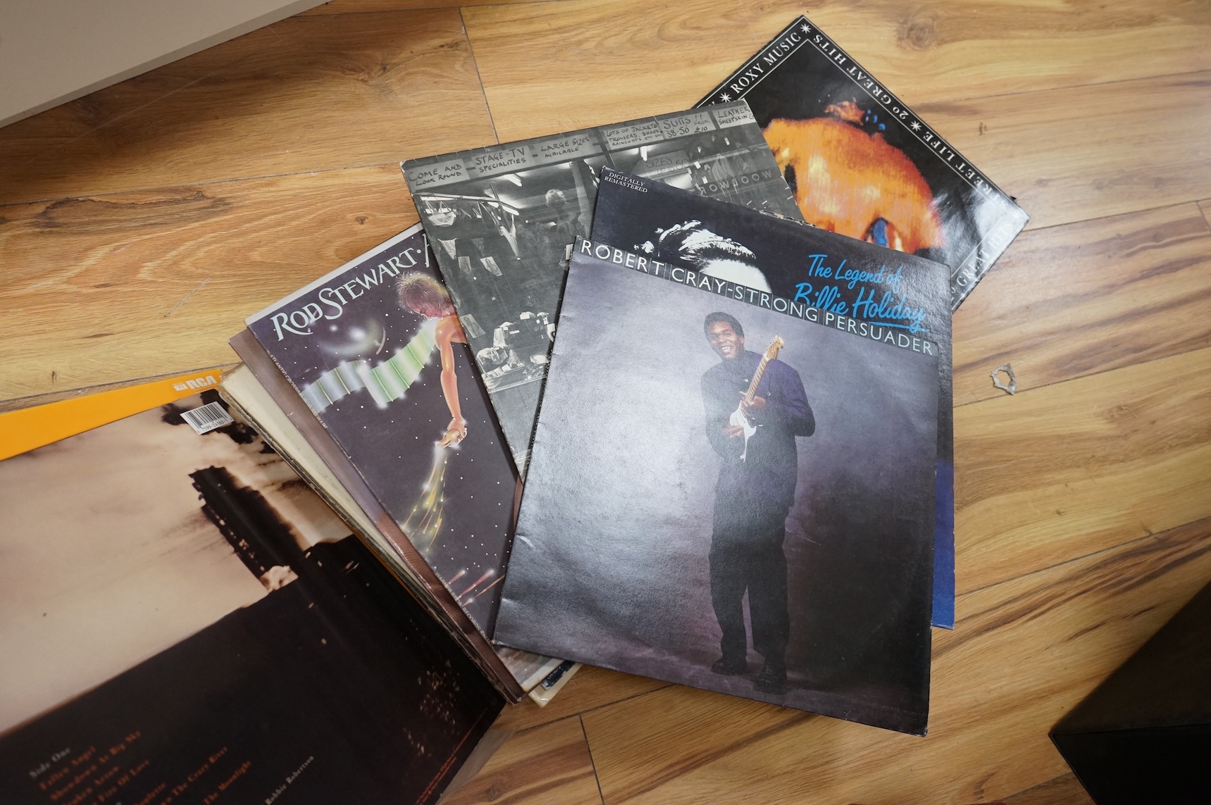 Twenty-eight LP record albums, etc. artists including; The Rolling Stones, Pink Floyd, John Lee Hooker, Wings, Barbra Streisand, Blind Faith, David Bowie, Ian Drury, Rod Stewart, etc. including a cover for the Beatles Wh